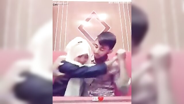 bangladeshi girlfriend and boyfriend resturent hot video